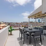 Marina Penthouse Luxury Apartament *