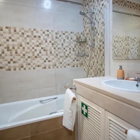 Marina Triplex Luxurious *
