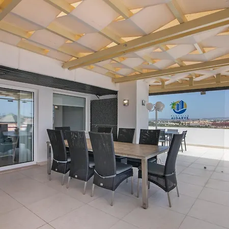 Marina Penthouse Luxury